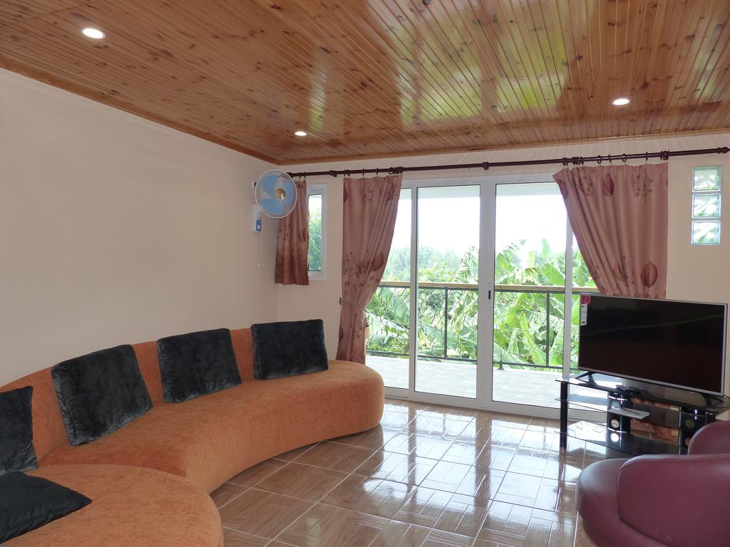 Appartement Hibiscus House Seychelles Self Catering à Victoria Extérieur photo