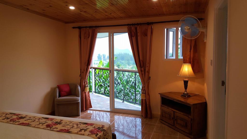 Appartement Hibiscus House Seychelles Self Catering à Victoria Extérieur photo