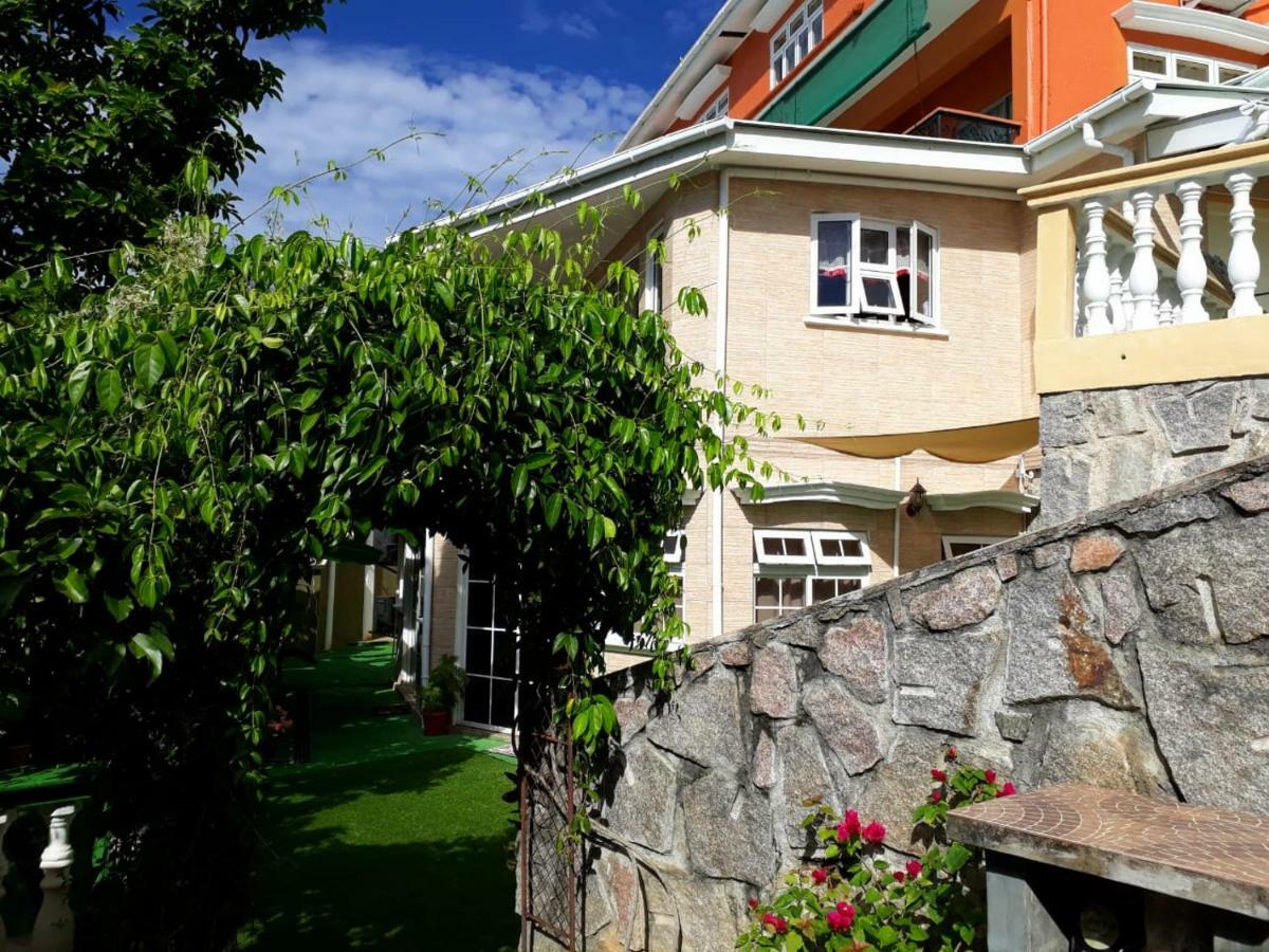 Appartement Hibiscus House Seychelles Self Catering à Victoria Extérieur photo